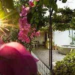 Agia Paraskevi *